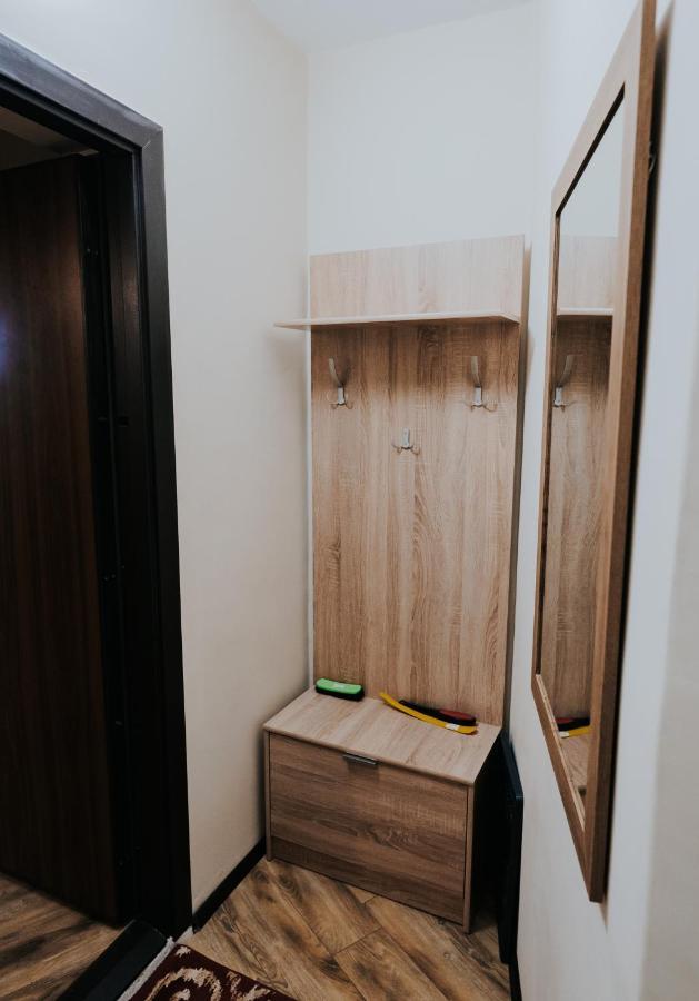 Carla'S Studio Central Palas, Airport Shuttle Iasi Bagian luar foto